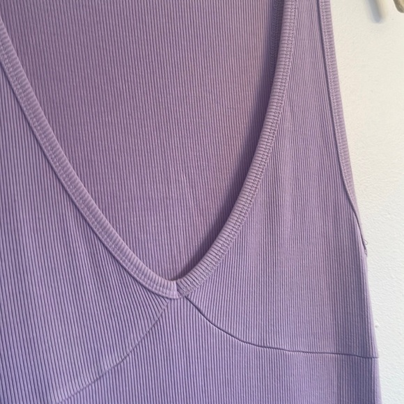 Aritiza Wilfred Free Ribbed Midi dress in lavender - Picture 6 of 9